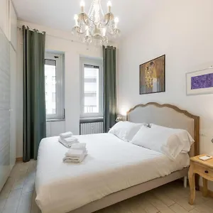 Living - Via Varese 4 Milán